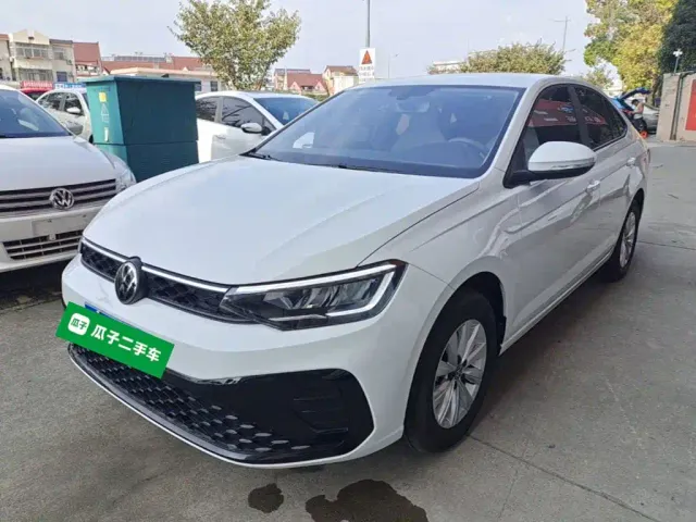 Фотография автомобиля — Volkswagen Lavida