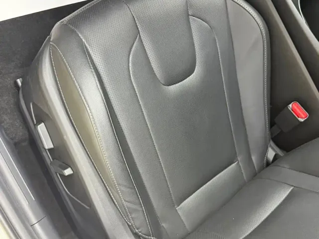 Hyundai Elantra — Фото автомобиля 11