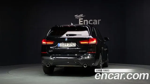 BMW X1 — Фото автомобиля 4
