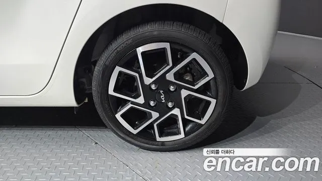 Kia RAY Новый Kia Ray Signature — Фото автомобиля 21