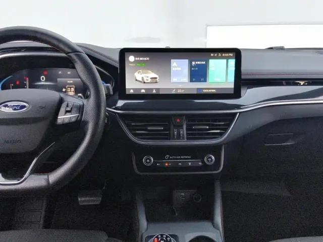 Ford Focus — Фото автомобиля 13