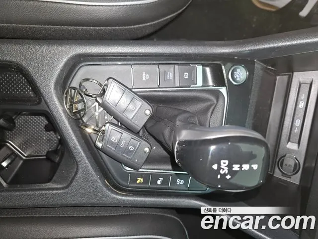 Volkswagen Tiguan Tiguan 2 поколение 2.0 TDI Prestige — Фото автомобиля 15
