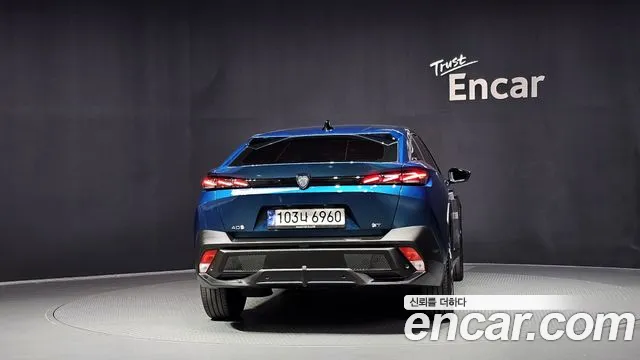 Peugeot 408 — Фото автомобиля 4