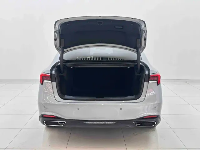 Buick LaCrosse — Фото автомобиля 10