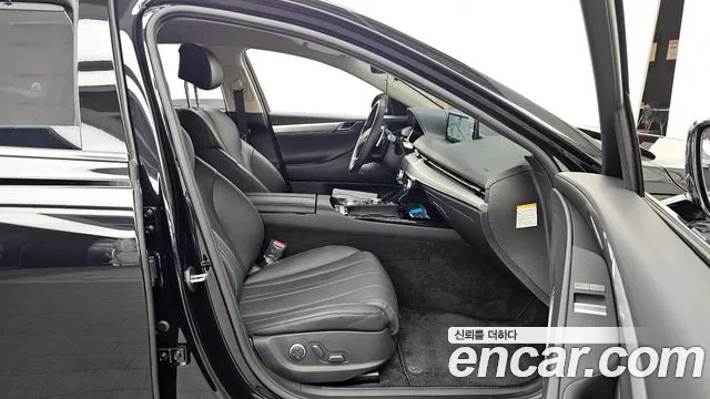 Genesis G80 Electrified G80 (RG3) — Фото автомобиля 8