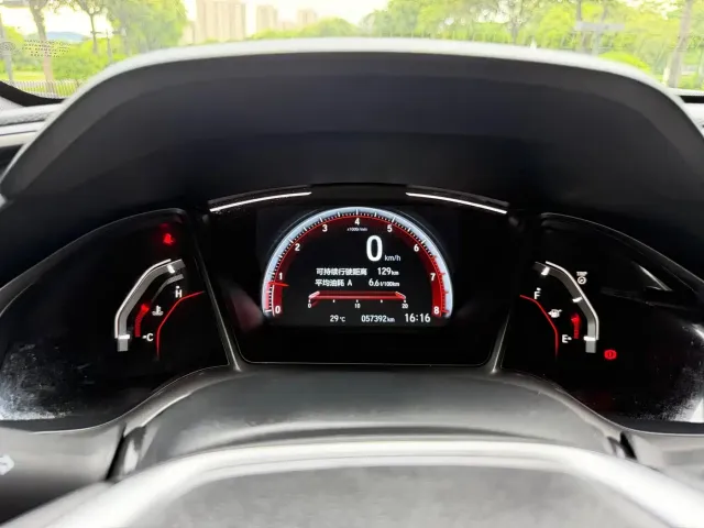 Honda Civic 2021 HATCHBACK 220TURBO Manual Driving Fun Controller — Фото автомобиля 23