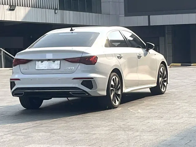 Audi Audi A3 2023 A3L Limousine 35 TFSI Progressive Elegance — Фото автомобиля 9