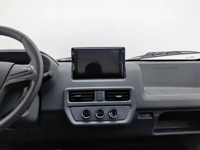 Wuling Yangguang — Фото автомобиля 12