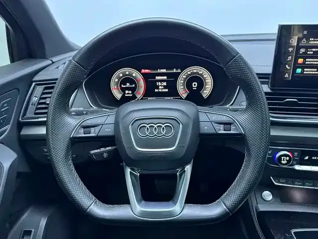 Audi Q5L Sportback — Фото автомобиля 16
