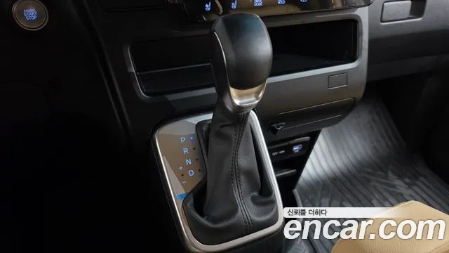 Hyundai Staria — Фото автомобиля 12