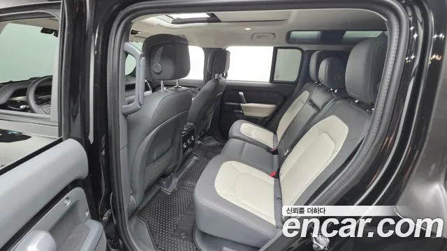 Land Rover Defender L663 — Фото автомобиля 26