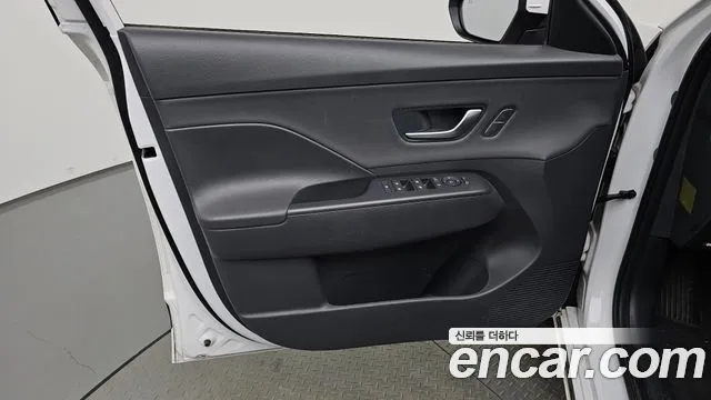 Hyundai Kona SX2 — Фото автомобиля 13