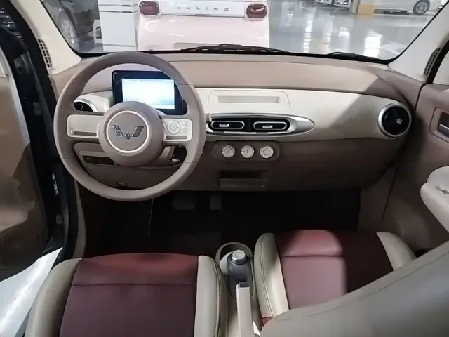Wuling Hongguang Mini EV — Фото автомобиля 9
