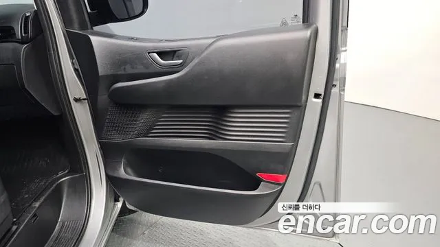Hyundai Staria Staria Карго 3 места — Фото автомобиля 25