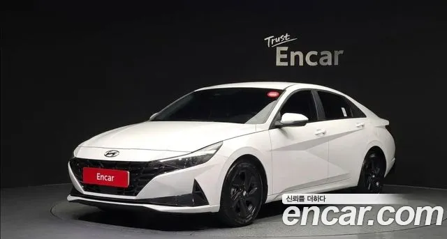 Фотография автомобиля — Hyundai Avante CN7