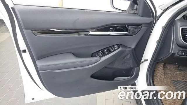 Kia Seltos Бензин 1.6 турбо 2WD — Фото автомобиля 21