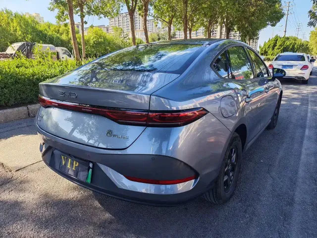 BYD Qin PLUS — Фото автомобиля 7