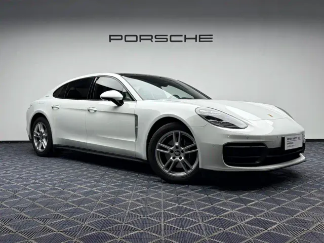 Porsche Panamera — Фото автомобиля 15