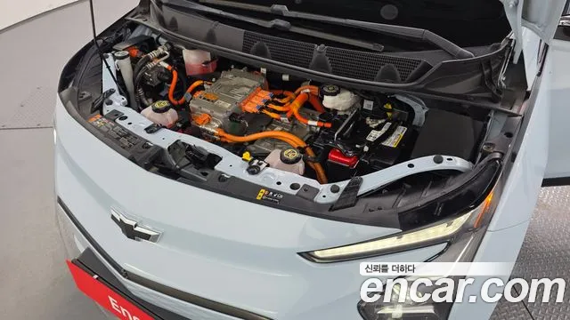 Chevrolet Bolt EV — Фото автомобиля 9