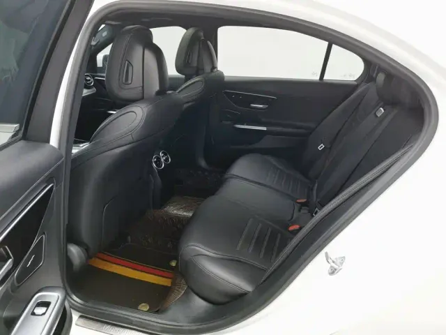 Mercedes-Benz C-Class — Фото автомобиля 15