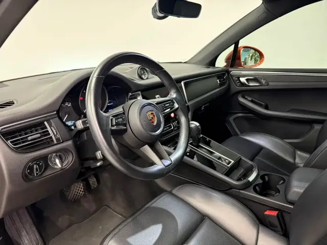 Porsche Macan — Фото автомобиля 7