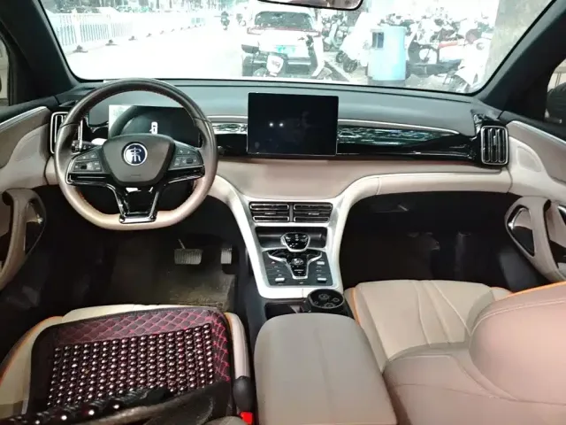 BYD Song Pro — Фото автомобиля 12