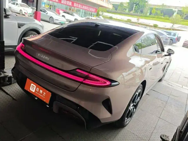 Xiaomi SU7 — Фото автомобиля 3