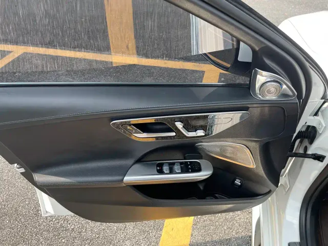 Mercedes-Benz C-Class — Фото автомобиля 14