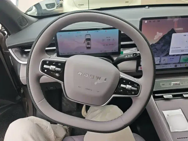 Roewe M7 DMH — Фото автомобиля 10