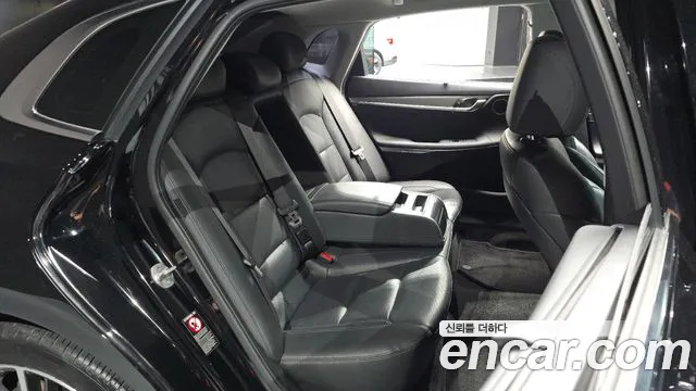 Hyundai Grandeur New — Фото автомобиля 17