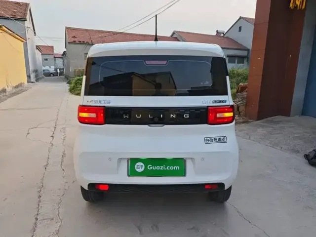 Wuling Hongguang Mini EV — Фото автомобиля 5