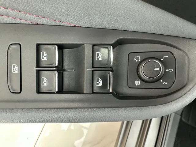 Volkswagen Lamando — Фото автомобиля 12