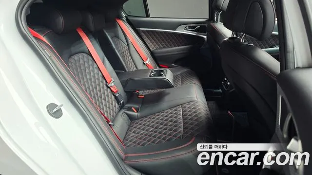 Genesis G70 The New Shooting Brake — Фото автомобиля 17