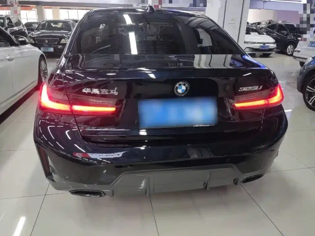 BMW 3 Series — Фото автомобиля 5