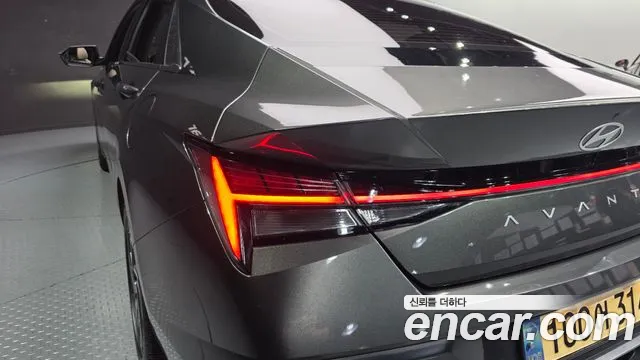 Hyundai AVANTE Новый Avante (CN7) — Фото автомобиля 22