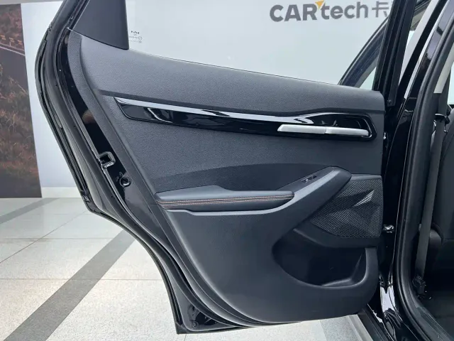 Kia Seltos — Фото автомобиля 21