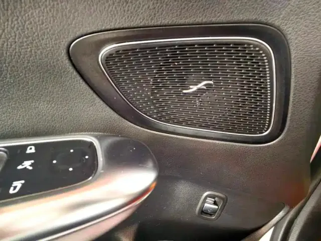 Mercedes-Benz C-Class — Фото автомобиля 7