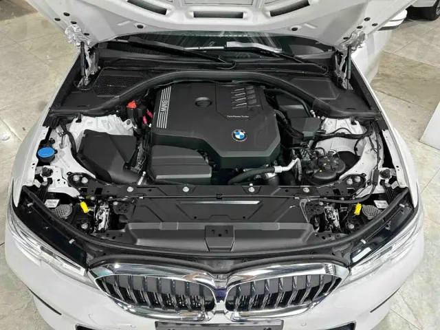 BMW 3 Series — Фото автомобиля 26