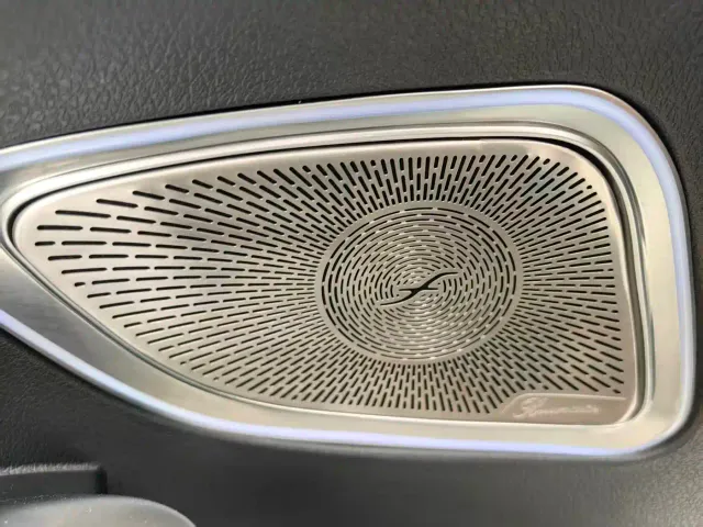 Mercedes-Benz C-Class — Фото автомобиля 10