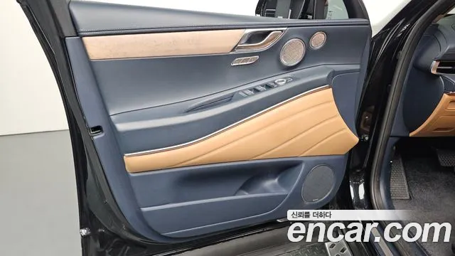 Genesis GV80 2.5T Бензин AWD — Фото автомобиля 17