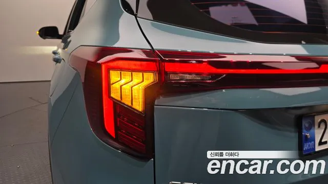 Kia Seltos New — Фото автомобиля 8