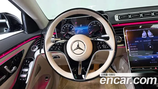Mercedes-Benz S-Class — Фото автомобиля 12