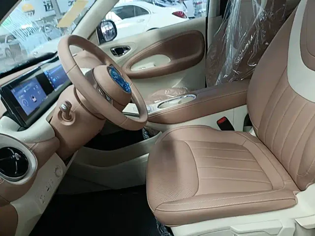 Wuling Bingo — Фото автомобиля 14