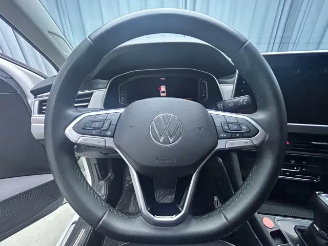 Volkswagen Bora — Фото автомобиля 6