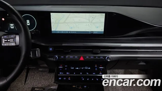 Hyundai Grandeur Grandeur (GN7) 2.5 Бензин 2WD — Фото автомобиля 12