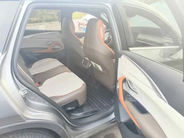 BYD Song Pro — Фото автомобиля 11