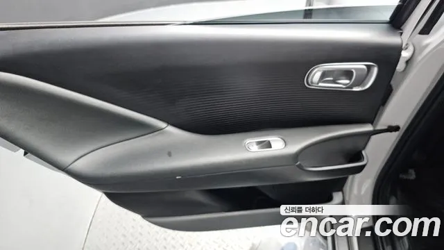 Hyundai Ioniq 6 — Фото автомобиля 14