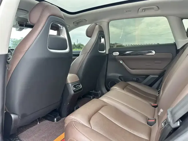 Leapmotor Leapmotor C11 2023 Range Extender 180 Comfort Edition — Фото автомобиля 10