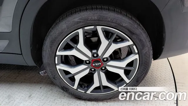 Kia Seltos Seltos Бензин 1.6 турбо 2WD — Фото автомобиля 21
