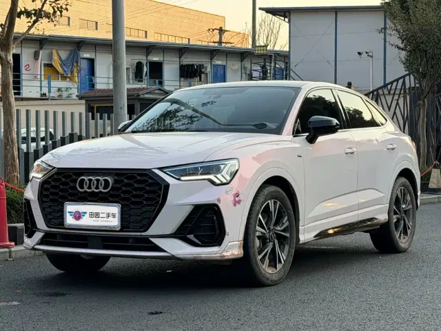Фотография автомобиля — Audi Q3 Sportback